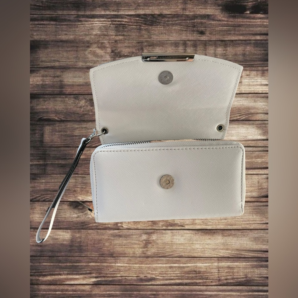 Grey Wallet - Picture 2 of 3